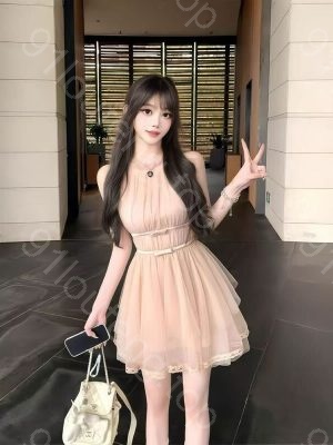 妹子任由蹂躏粉嫩多汁