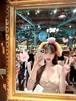 炮打肤白貌美妹子