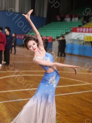 苏州市相城区性感丰满有料骚妹哇哇叫