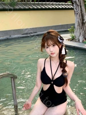萧山上粉下紧萝莉秀儿