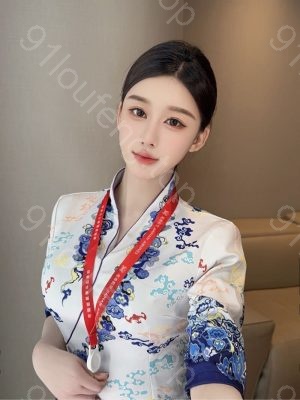 大E爆乳肥臀少妇