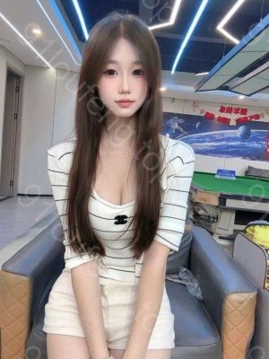 金水骚姑娘菲菲