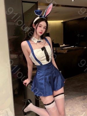 大胸气质姐姐