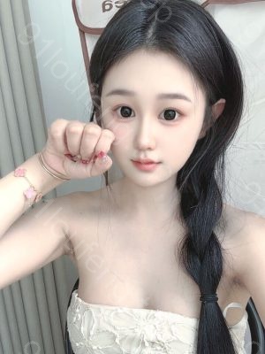 后湖嫩妹小芯