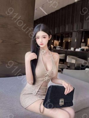 长宁F奶波霸熟妇