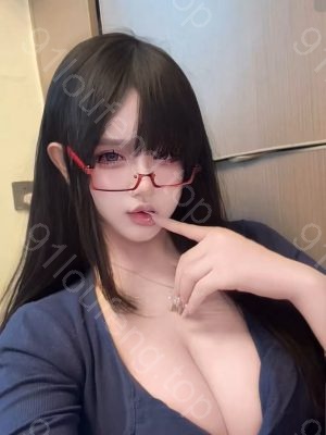 闵行新妹子大长腿茜茜