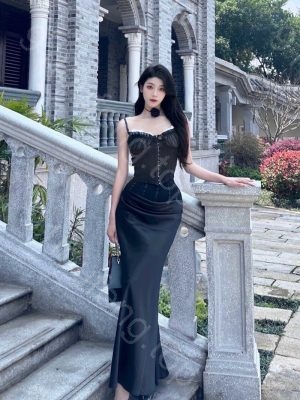 身材极好小骚妹