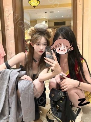 三亚骚妹妹扭着腰把我榨干