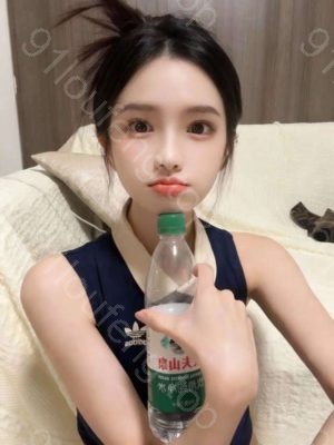 三亚刚下海的淫娃澜澜老师
