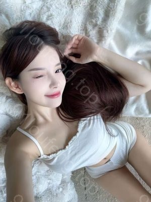 城关区黑丝小妹