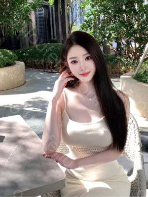 西宁粉嫩双峰包子型小妹
