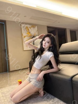 可爱小少妇