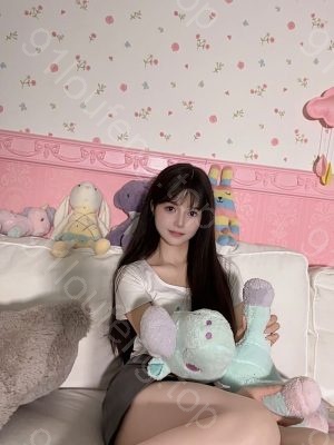 妹子浪叫销魂，姿势换了多种