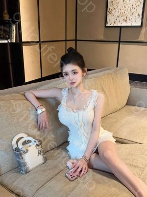 喷水小护士