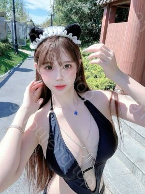 少妇 服务车